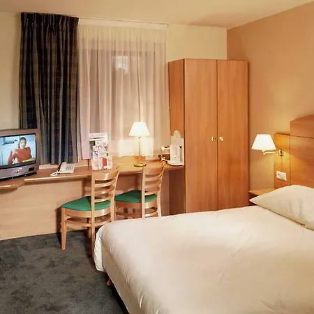 Hotel Campanile Poznan