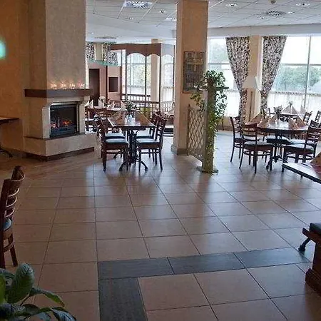 Campanile Hotel 2*