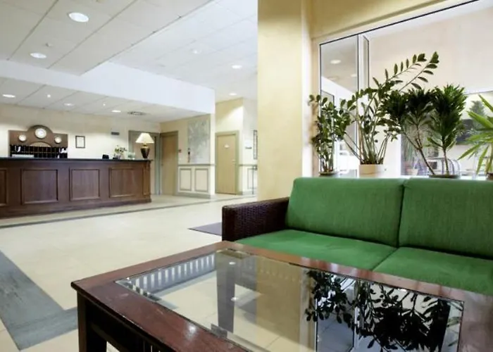 Campanile Отель 2*