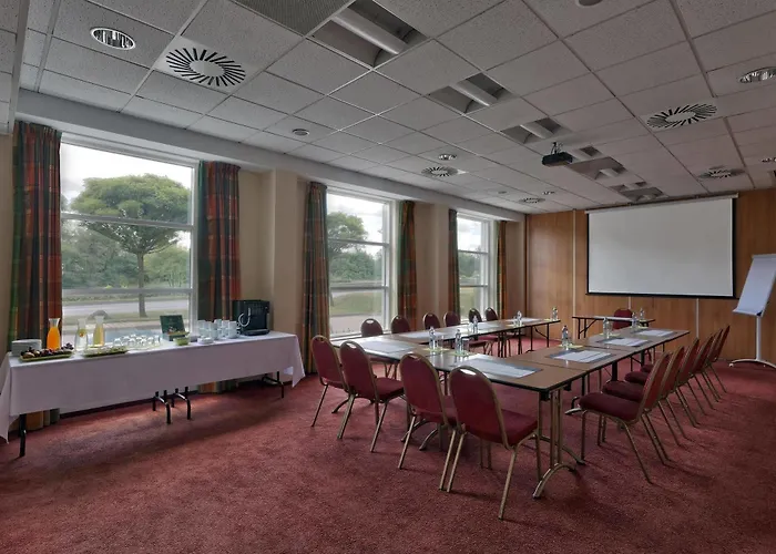 Campanile Отель Познань