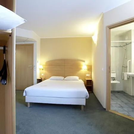Campanile Hotell 2*